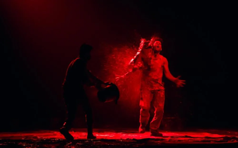 Sucesso internacional do teatro chega a Uberlândia e promete emocionar o público