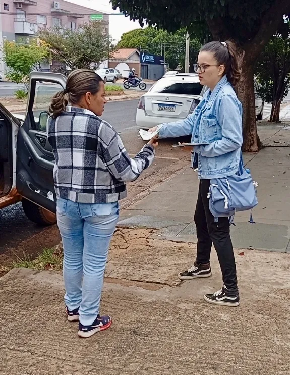 Ação em Uberaba reforça conscientização e melhora organização da coleta de resíduos