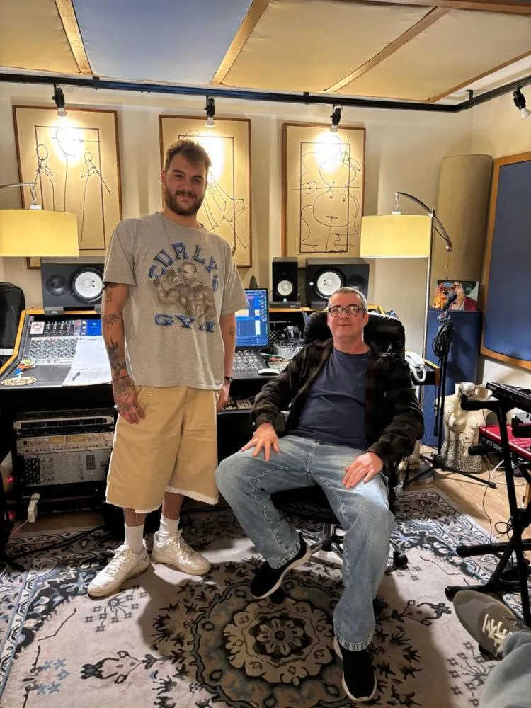 Chico Buarque ganhará releitura em projeto que une diferentes gerações da música brasileira