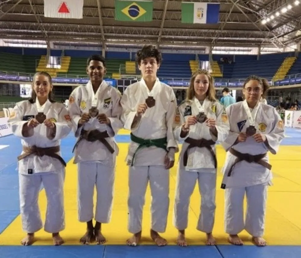 Uberlândia conquista 11 medalhas no Brasileiro Regional de Judô e destaca força da base esportiva