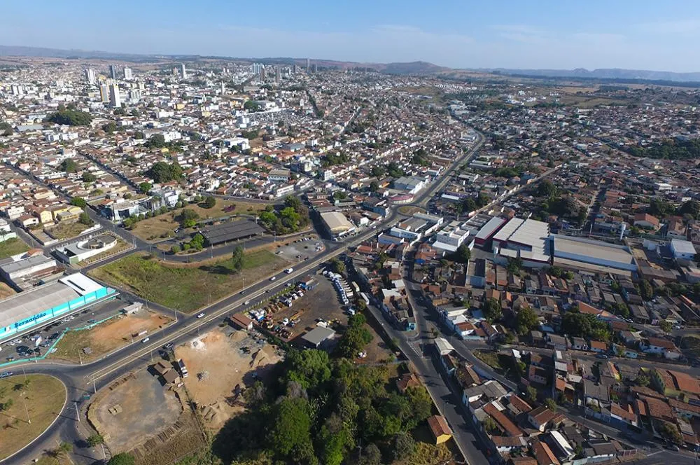 Viaduto em Araxá entra na mira da CGU e levanta suspeitas sobre uso de recursos públicos