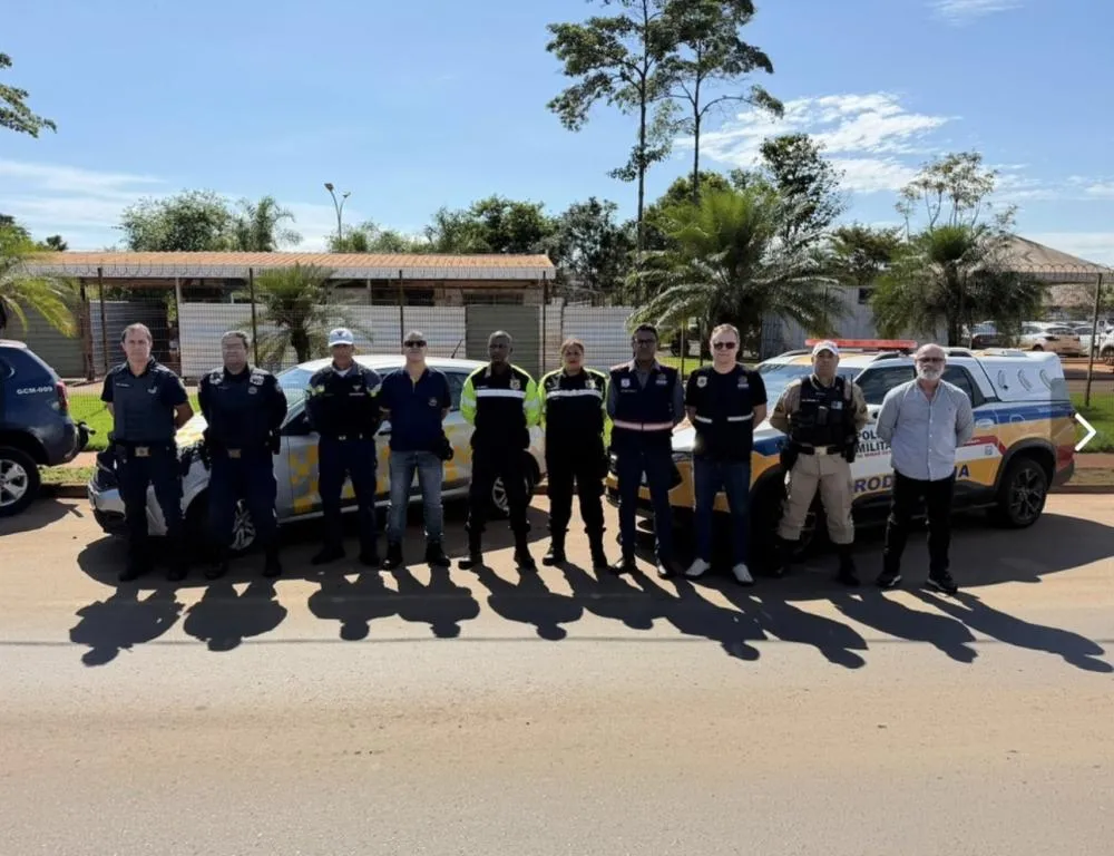 Operação pesada no Distrito Industrial 3 expõe irregularidades e mira desordem no trânsito em Uberaba