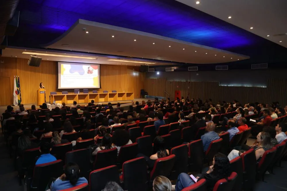 Uberlândia promove capacitação para melhorar atendimento a pessoas com autismo nos serviços públicos