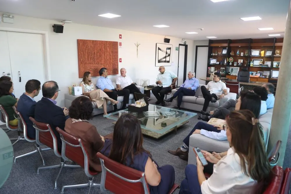 Uberlândia recebe comitiva internacional e reforça posição como referência em gestão da saúde pública