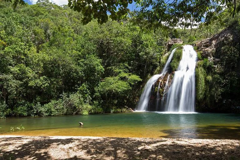Tesouros Naturais de Sacramento: as 5 cachoeiras que revelam o encanto do Cerrado Mineiro