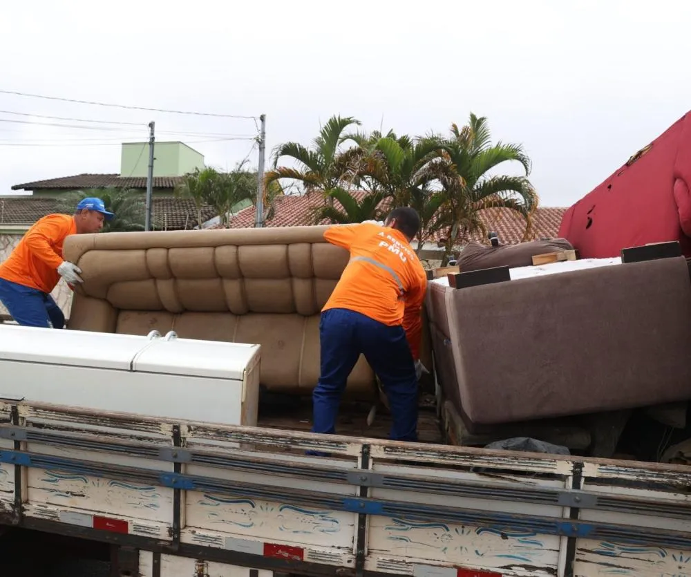 PREFEITURA AMPLIA LIMPEZA URBANA EM UBERLÂNDIA E INTENSIFICA AÇÕES EM DIVERSOS BAIRROS