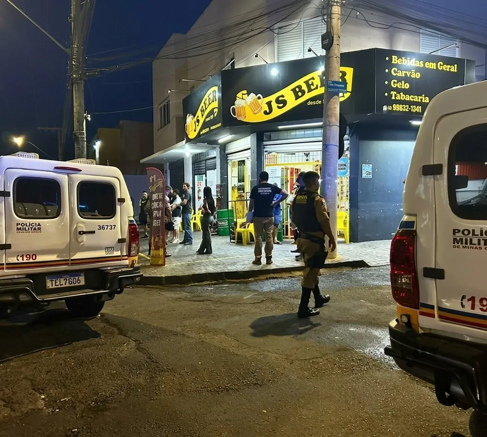 OPERAÇÃO EM UBERLÂNDIA FECHA COMÉRCIOS IRREGULARES E RESULTA EM PRISÕES