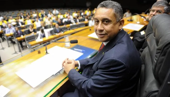 MUDANÇA NO TCU PODE RECONFIGURAR BANCADA DE MINAS E LEVAR NOME DO TRIÂNGULO DE VOLTA A BRASÍLIA