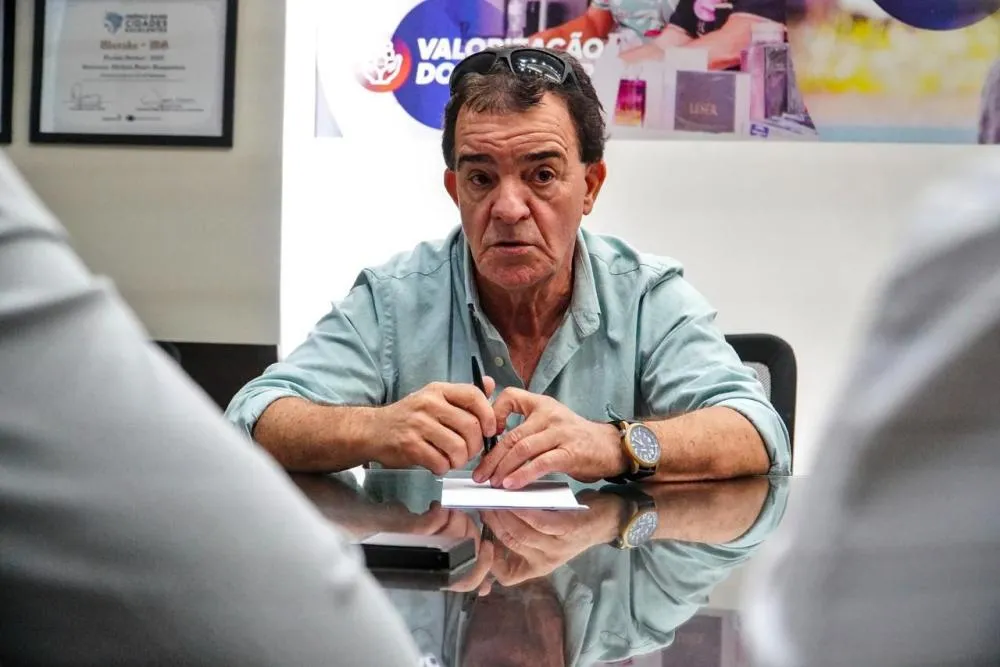 Sindicato denuncia descontos após liquidação de banco e cobra providências da Prefeitura de Uberaba