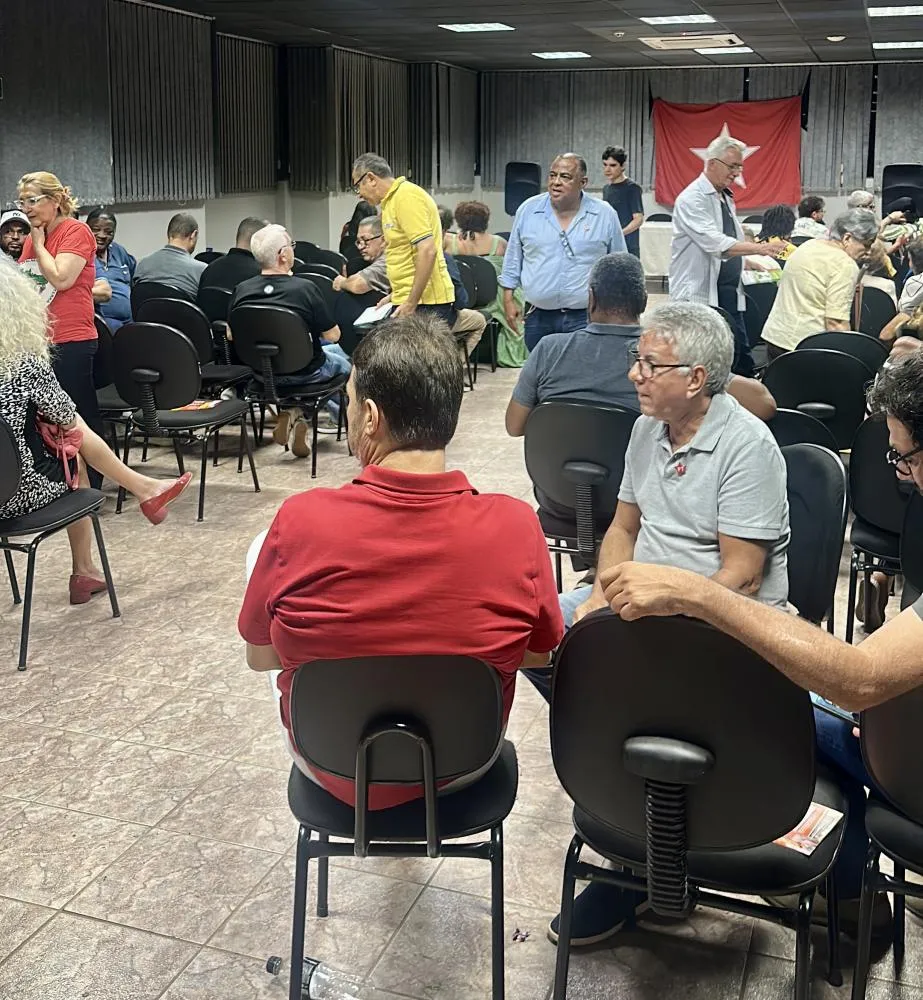 MARÍLIA CAMPOS DESEMBARCA EM UBERABA E MOVIMENTA BASTIDORES POLÍTICOS NO TRIÂNGULO