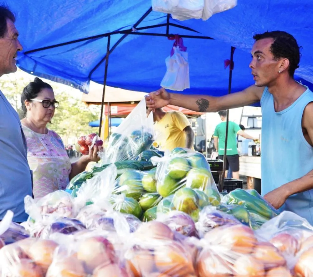 UBERABA INAUGURA FEIRA LIVRE NO LARANJEIRAS E AMPLIA OPÇÕES DE COMÉRCIO E LAZER NA REGIÃO