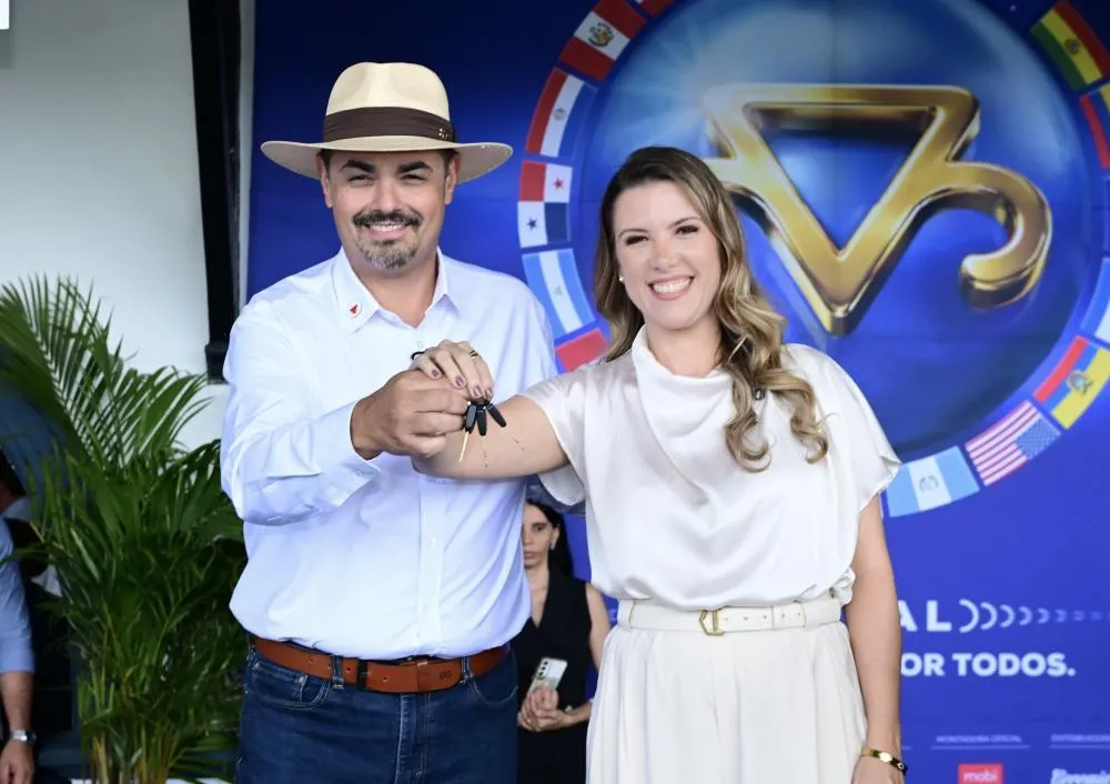 UBERABA RECEBE MÁQUINAS MILIONÁRIAS E REFORÇA POSIÇÃO DE LIDERANÇA NO AGRO MINEIRO