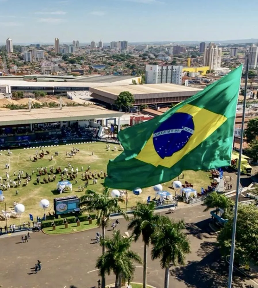 EXPOZEBU CONSOLIDA FORÇA DO AGRO EM UBERABA E IMPULSIONA INVESTIMENTOS NO TRIÂNGULO MINEIRO