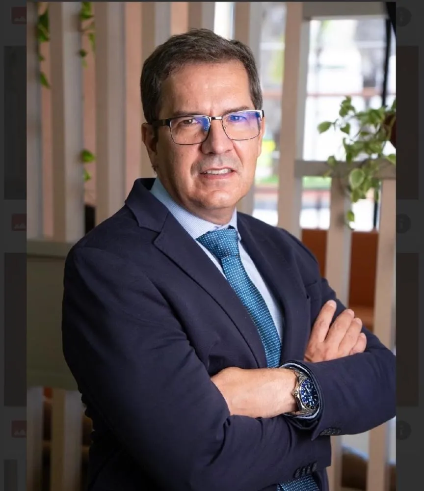 UROLOGISTA ALERTA QUE PRÓSTATA AUMENTADA TAMBÉM PODE AFETAR HOMENS JOVENS
