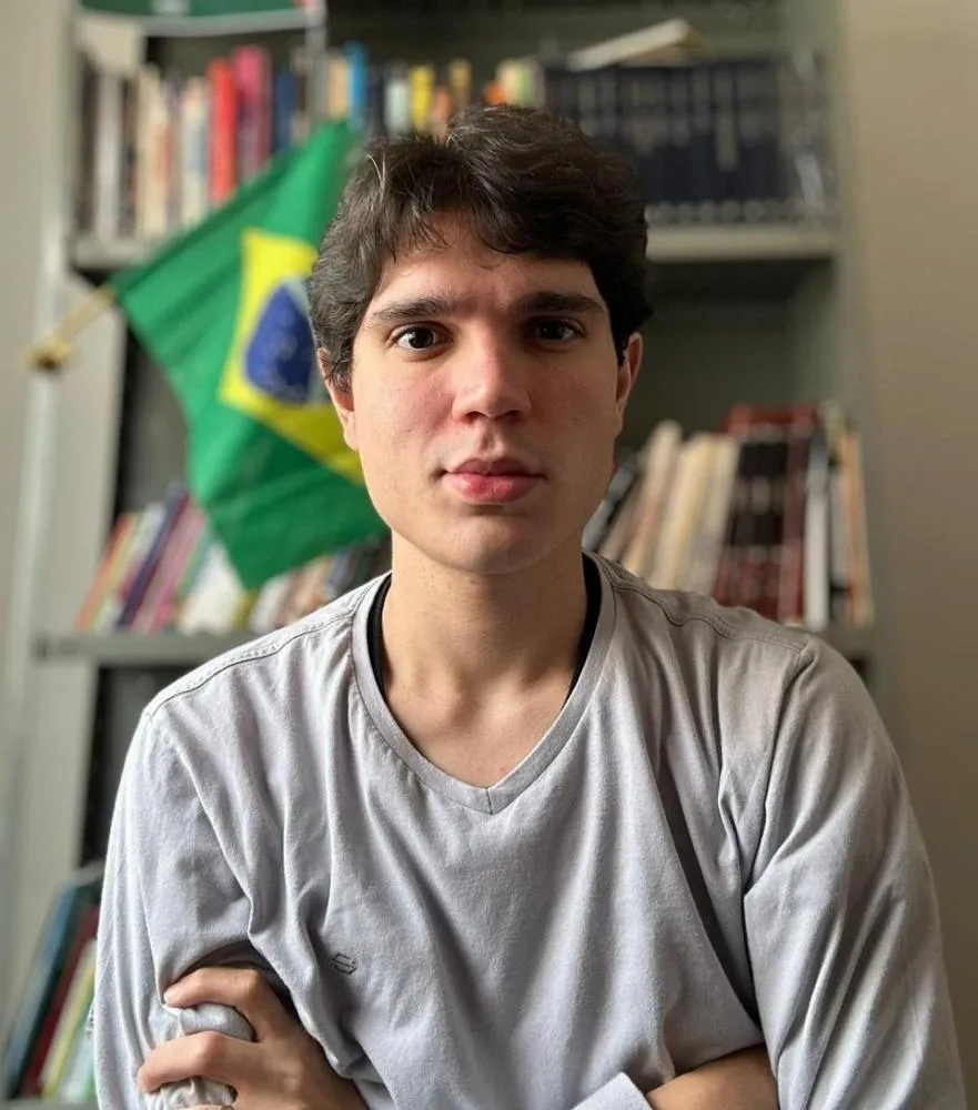 O CASO BOLSOMASTER E A SOMBRA DO PCC EM MG: A MÁSCARA DE ZEMA E DA DIREITA DERRETE DIANTE DE LULA 