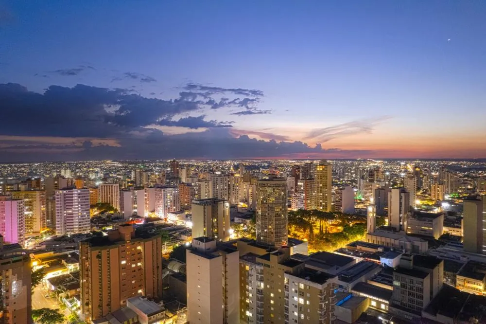 UBERLÂNDIA ULTRAPASSA R$ 40 BILHÕES EM POTENCIAL DE CONSUMO E CONSOLIDA FORÇA ECONÔMICA EM MINAS