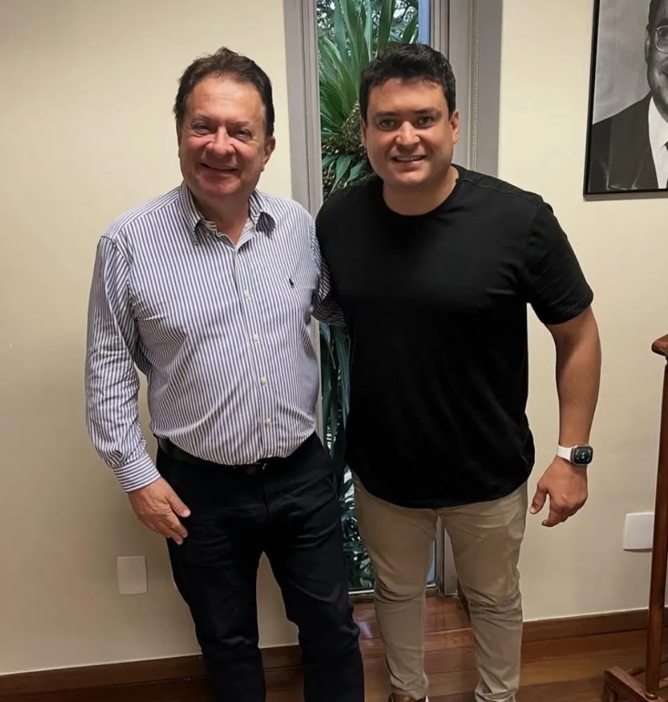 PRÉ CANDIDATO A DEPUTADO FEDERAL INTENSIFICA ARTICULAÇÕES POLÍTICAS EM BH E REFORÇA APROXIMAÇÃO COM LEONÍDIO BOUÇAS VISANDO 2026