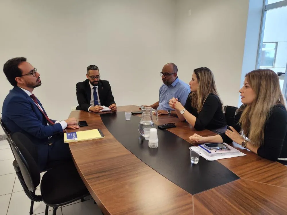 CENTRO-DIA DA PESSOA IDOSA AVANÇA EM UBERABA MESMO APÓS FURTO E PREFEITURA MANTÉM PREVISÃO DE ENTREGA