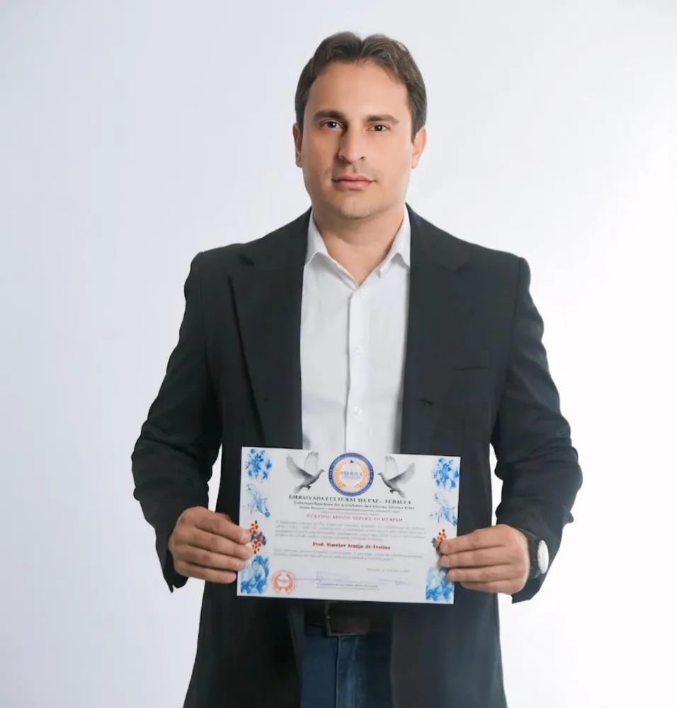 EDUCADOR DE UBERABA RECEBE HONRARIA NACIONAL PELO IMPACTO SOCIAL DE SEU TRABALHO