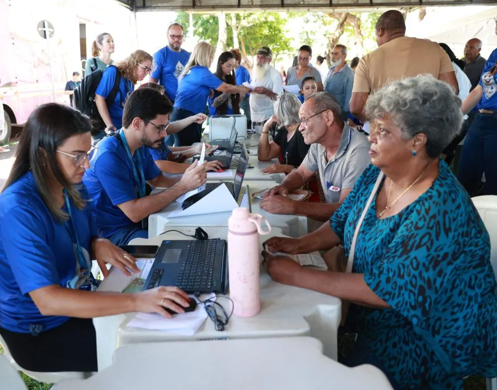 PREFEITURA LEVA SERVIÇOS GRATUITOS, VACINAÇÃO E ATRAÇÕES AO SETOR NORTE DE UBERLÂNDIA