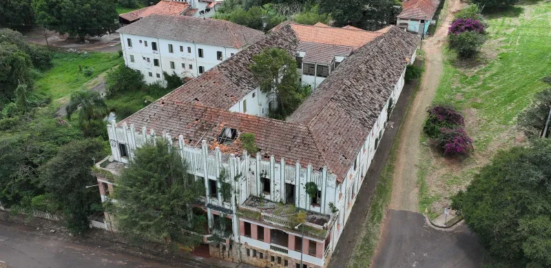 HOTEL COLOMBO TEM NOVOS DONOS E FUTURO DO CARTÃO-POSTAL DE ARAXÁ VOLTA AO CENTRO DAS ATENÇÕES