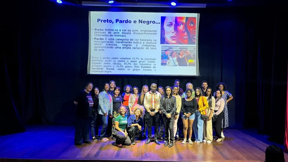 CURSO SOBRE RACISMO E DIVERSIDADE MOVIMENTA DEBATE SOBRE CONSCIÊNCIA RACIAL EM ARAGUARI