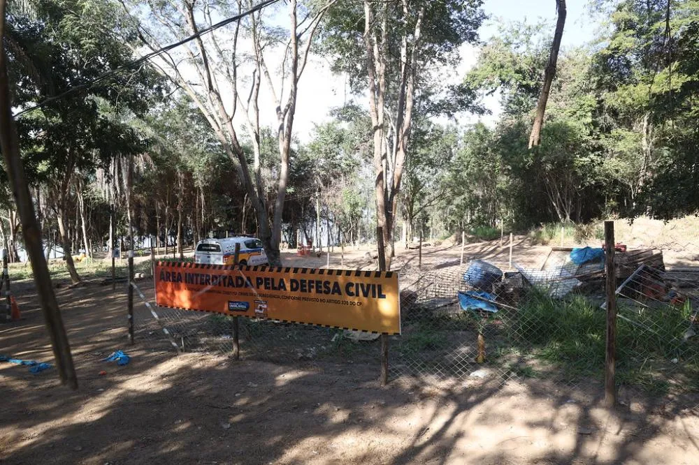INVASÃO EM ÁREA DE PROTEÇÃO AMBIENTAL VIRA CASO DE JUSTIÇA E AMEAÇA ABASTECIMENTO DE UBERLÂNDIA