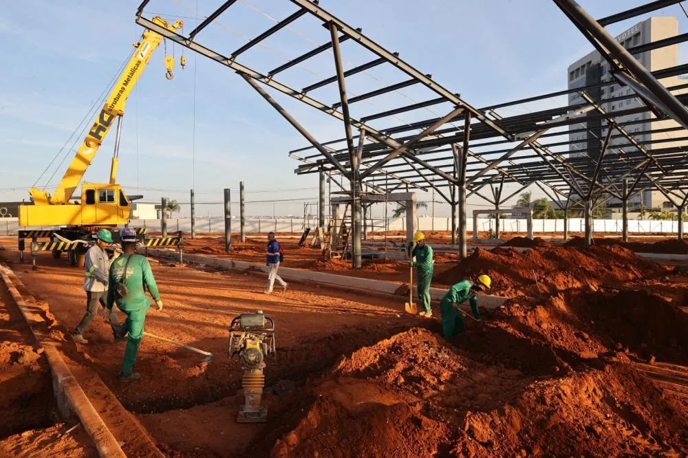 TERMINAL UNIVERSITÁRIO SUL AVANÇA E JÁ TEM QUASE 40% DAS OBRAS CONCLUÍDAS EM UBERLÂNDIA