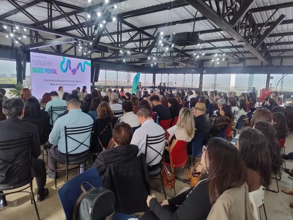 UBERABA VIRA CENTRO DE DEBATE SOBRE SAÚDE MENTAL E REÚNE PROFISSIONAIS DE 27 CIDADES PARA ENFRENTAR CRISE NO ATENDIMENTO
