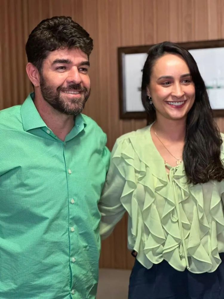 CONVITE DE DEPUTADO FEDERAL LEVA PSICÓLOGA DE UBERABA AO CENTRO DAS ARTICULAÇÕES POLÍTICAS NO TRIÂNGULO