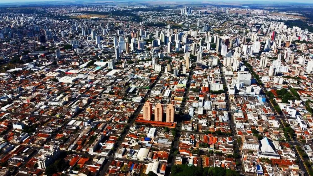 UBERLÂNDIA BATE RECORDE HISTÓRICO E DISPARA NAS EXPORTAÇÕES COM SUPERÁVIT BILIONÁRIO