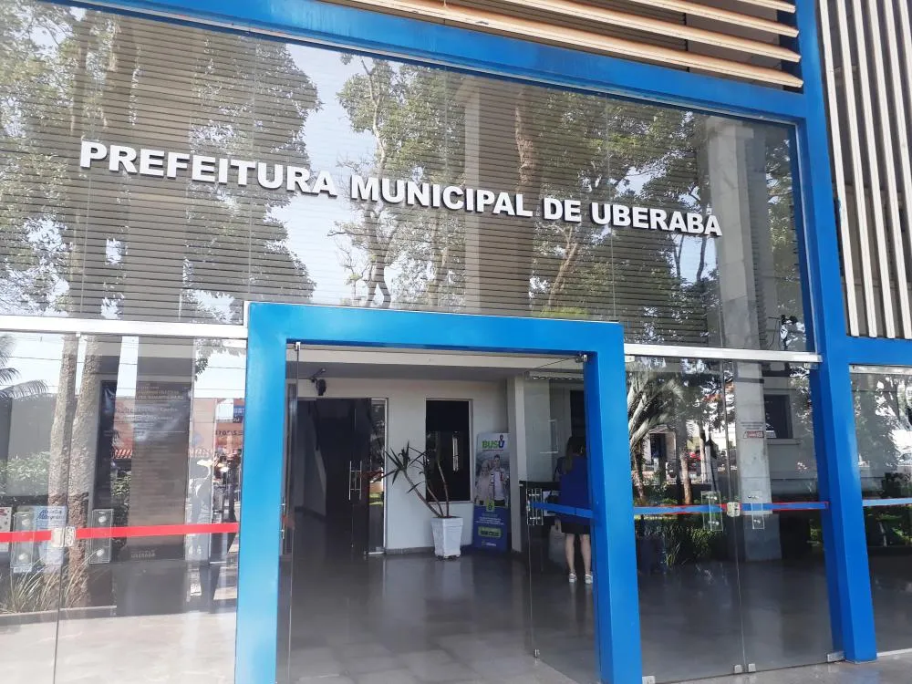 Cyberbullying, erotização precoce e abuso online. Governo municipal convoca rede de proteção para enfrentar nova onda de violências contra crianças