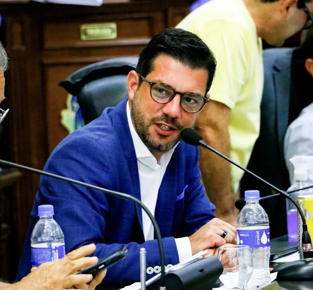 VEREADOR QUER GARANTIR PAGAMENTO RÁPIDO A SERVIDORES TEMPORÁRIOS EM UBERABA