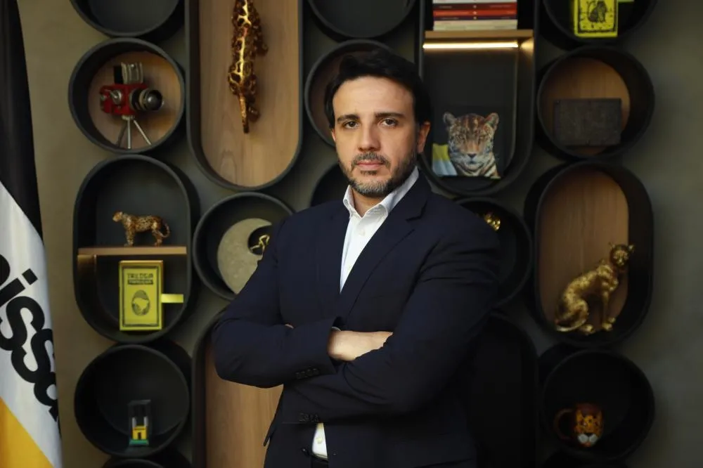RENAN SANTOS ANUNCIA PARTICIPAÇÃO NO PRIMEIRO DEBATE PRESIDENCIAL DA BAND