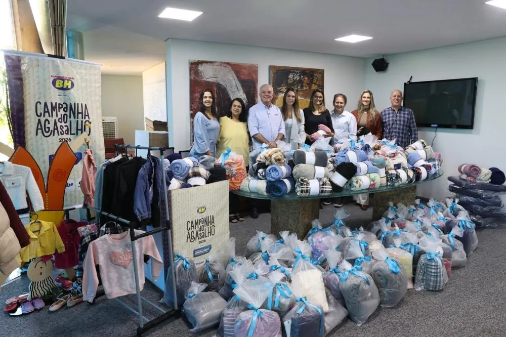 CAMPANHA DO AGASALHO EM UBERLÂNDIA ARRECADA 45 TONELADAS DE DOAÇÕES E BENEFICIA CERCA DE 600 FAMÍLIAS