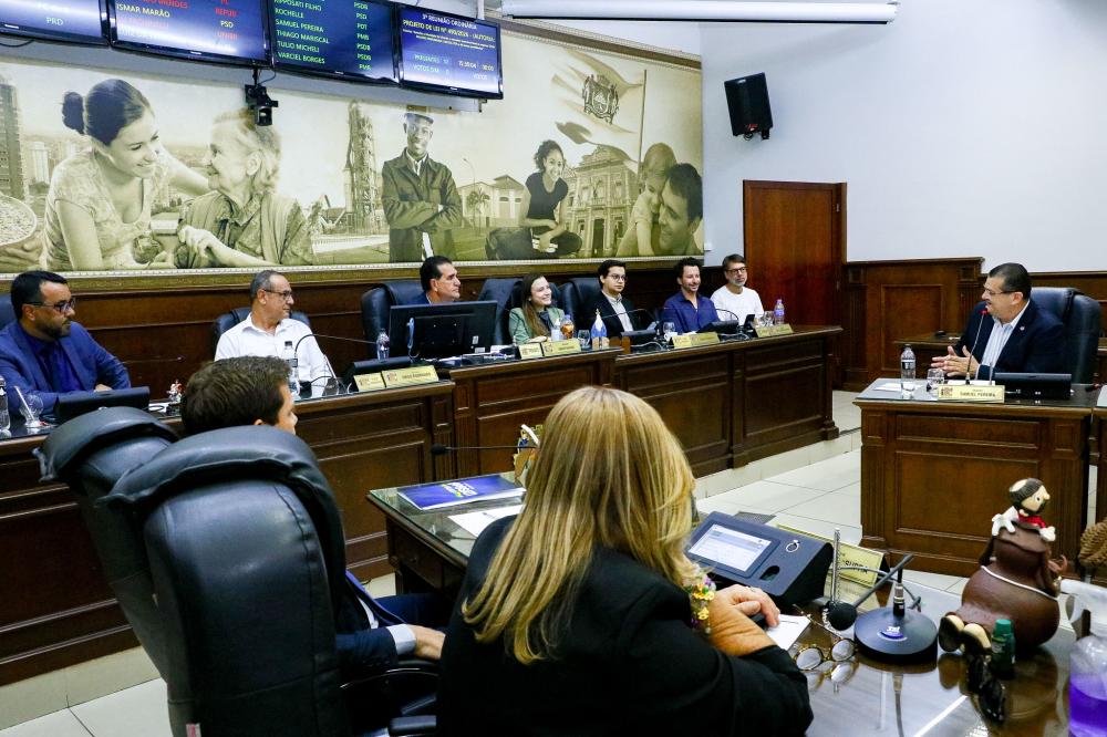 TÂNIA BULHÕES PROJETA R$ 40 MILHÕES EM UBERABA