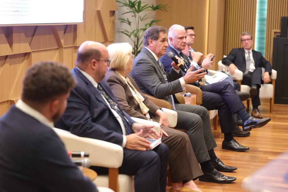 NADIM DONATO DEFENDE CONCORRÊNCIA LEAL E COMBATE AO COMÉRCIO ILEGAL EM DEBATE NACIONAL
