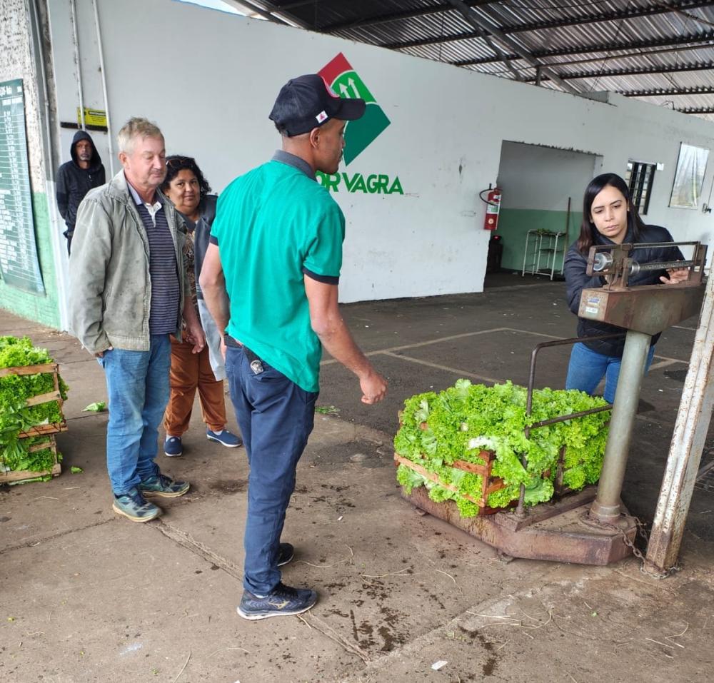 PAA MOVIMENTA R$ 500 MIL E DISTRIBUI 65 TONELADAS DE ALIMENTOS EM UBERABA