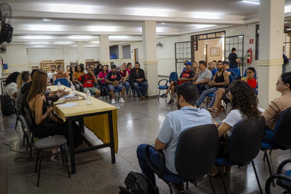 FÓRUM REÚNE REDE DE ATENDIMENTO À POPULAÇÃO EM SITUAÇÃO DE RUA EM UBERABA