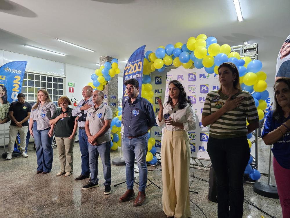 ELLEN MIZIARA PARTICIPA DE INAUGURAÇÃO DE COMITÊ EM UBERABA AO LADO DE LIDIANE DANTAS E ZÉ VITOR