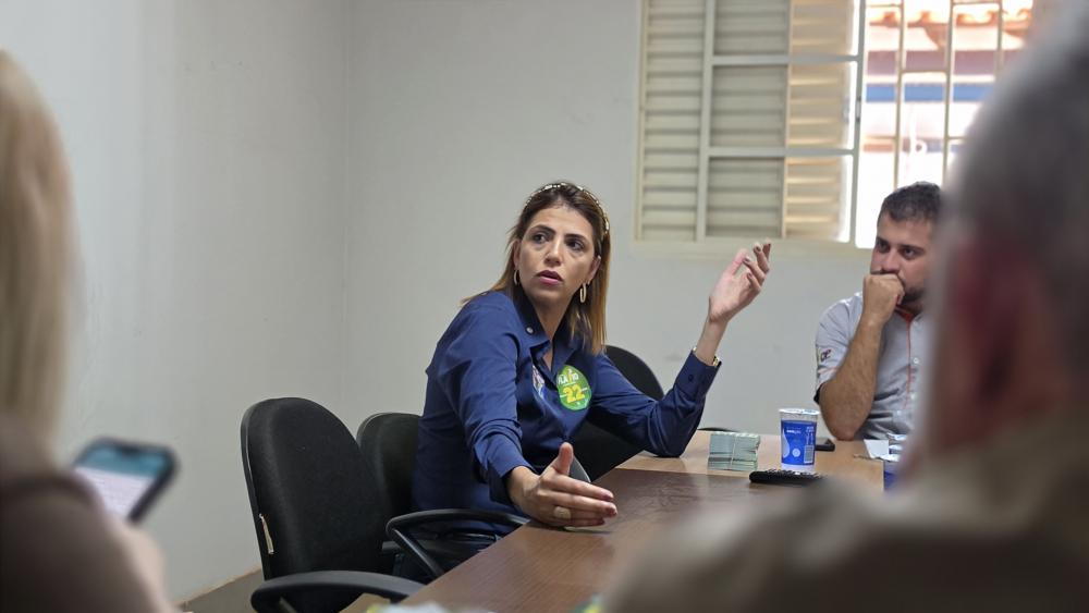 ELLEN MIZIARA CUMPRE AGENDA COM EMPRESÁRIOS E LIDERANÇAS EM MONTE CARMELO