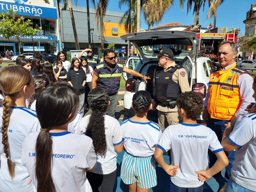 ARAGUARI ENCERRA SEMANA NACIONAL DO TRÂNSITO COM AÇÃO EDUCATIVA
