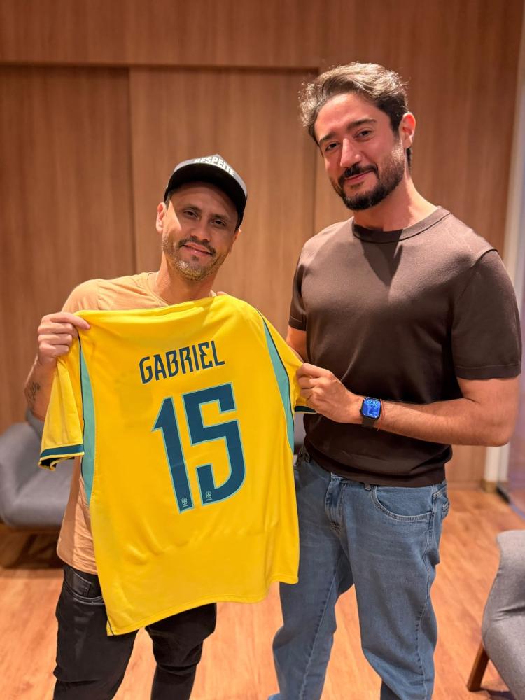 CLEITINHO CONVIDA ANTIGO ADVERSÁRIO ELEITORAL GABRIEL AZEVEDO PARA FUTURO SECRETARIADO DE MINAS