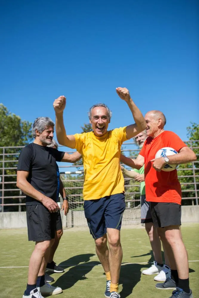 Patos de Minas promove Olimpíada da Melhor Idade com esporte, dança e integração social