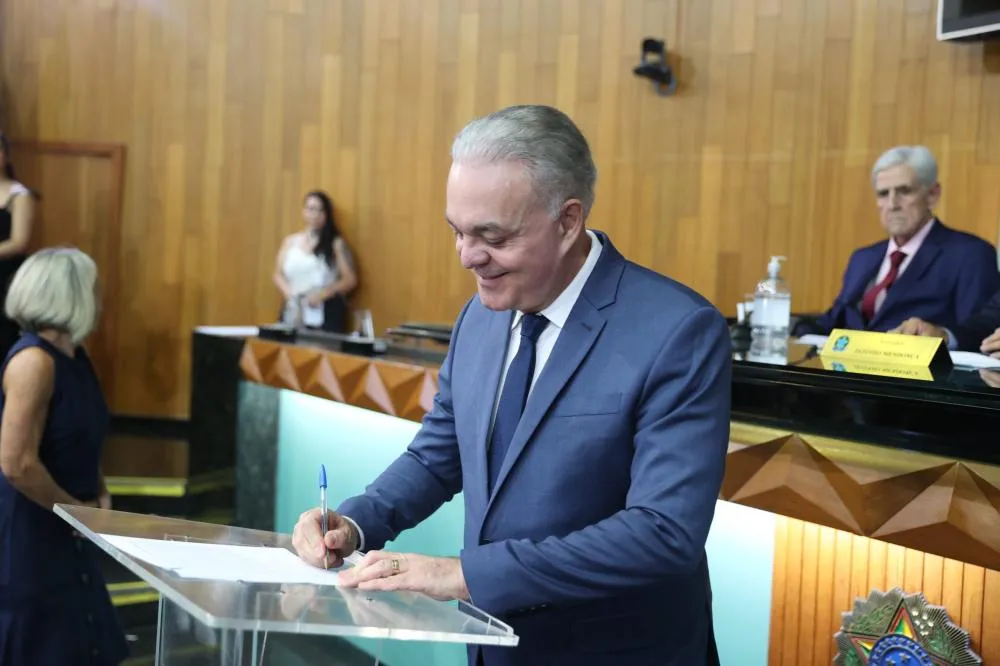 Câmara aprova nova taxa para lotes vagos e proprietários vão pagar até R$ 350 por ano