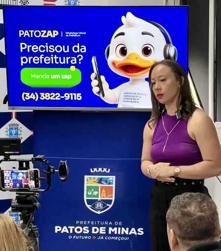 Prefeituras vão parar no WhatsApp: Patos de Minas amplia serviços digitais e expõe atraso de cidades do Triângulo Mineiro