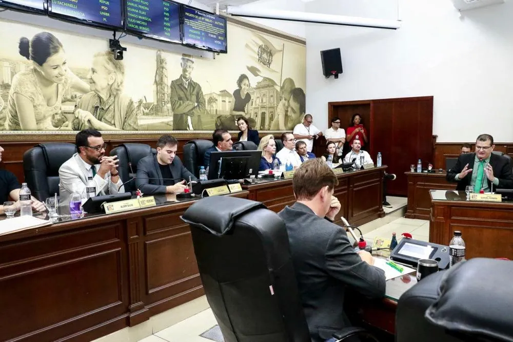 Câmara de Uberaba avança em benefícios fiscais e cobra atenção da população para prazo final do IPTU Verde