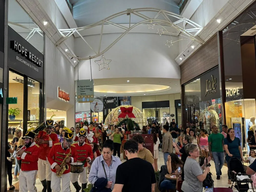 Comércio do Triângulo Mineiro terá horários especiais no fim de ano; Shopping Uberaba amplia atendimento e vira referência regional