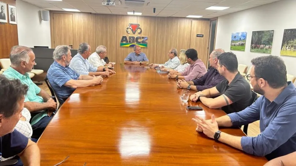 União de forças, estratégia e influência: ABCZ sedia encontro que reposiciona Uberaba no debate político e econômico