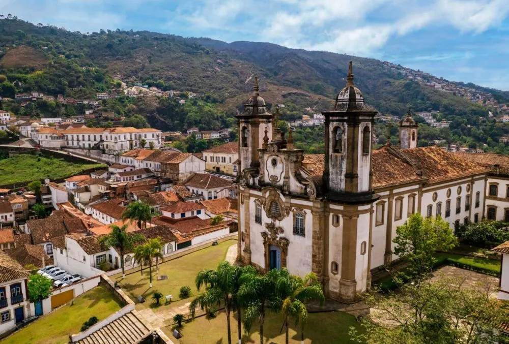 Ouro Preto abre mil palcos em 2026 e o Triângulo Mineiro pode tomar conta da cena musical?